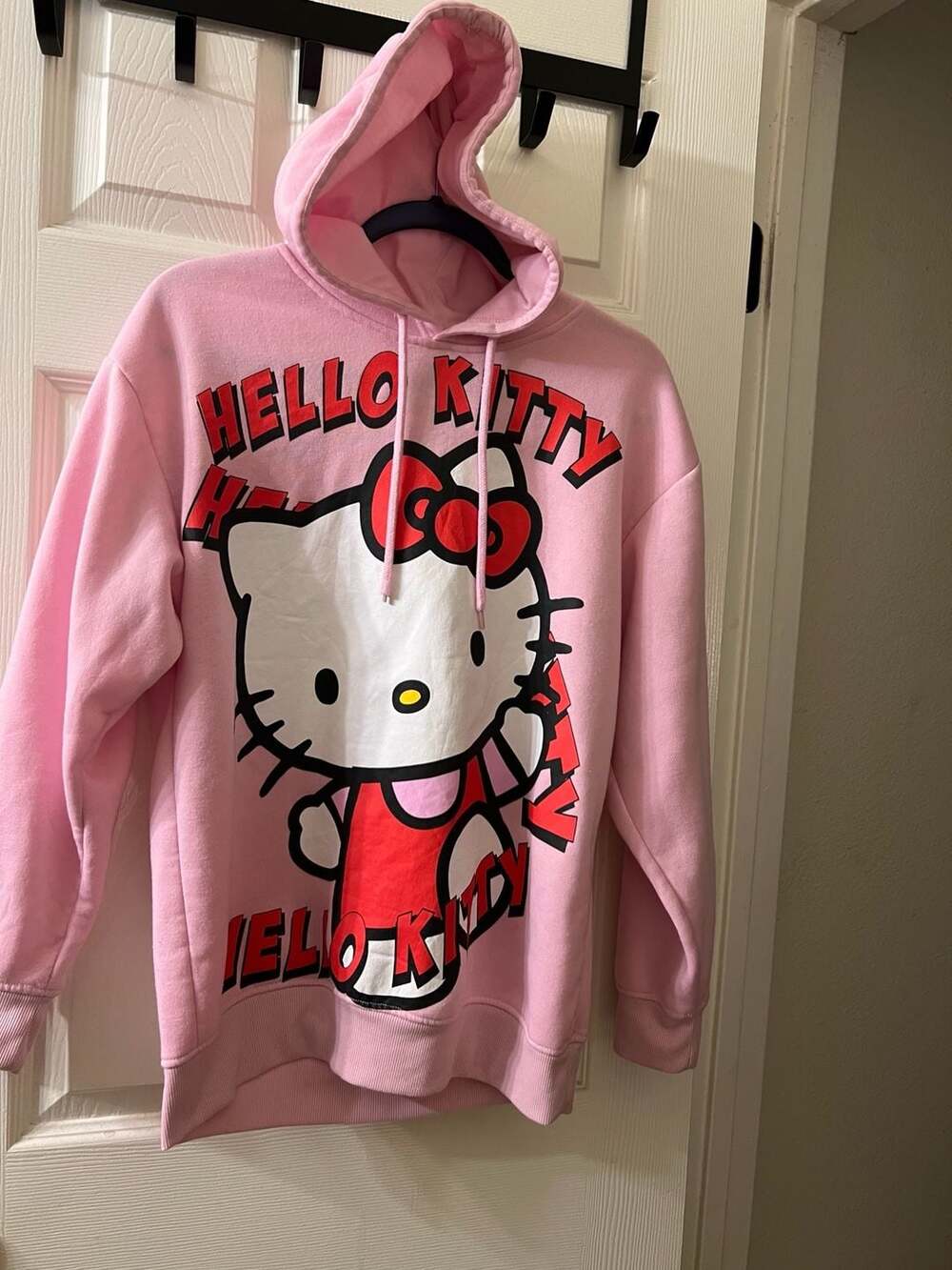Hello Kitty by Sanrio Pink Graphic Pullover Hoodie